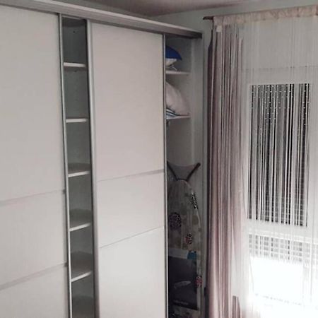 Apartman Franko - Uz Parking プーラ エクステリア 写真