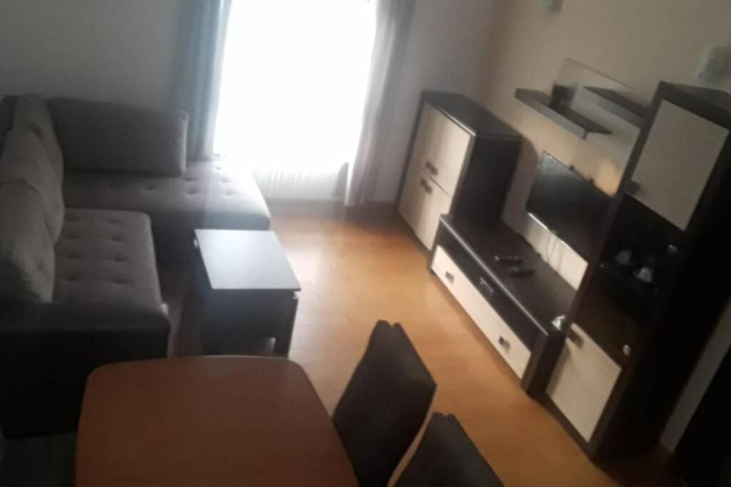 Apartman Franko - Uz Parking プーラ エクステリア 写真