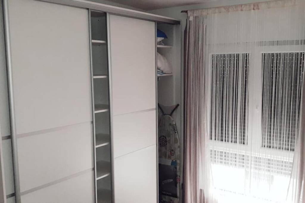 Apartman Franko - Uz Parking プーラ エクステリア 写真